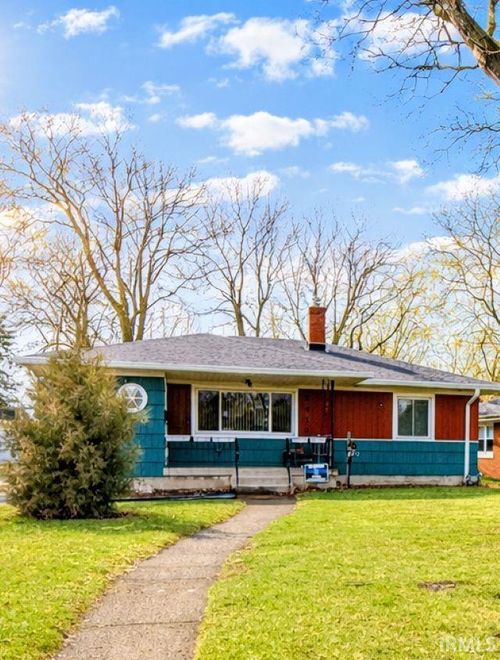 8412 G Greenwood Ave, Munster, IN, 46321-1815 | Card Image