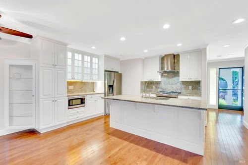 152 Vineyard Cir, Yountville, CA, 94599 | Card Image