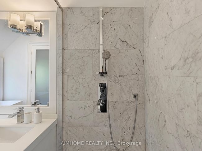 105 Ashbourne Dr, House other with 5 bedrooms, 5 bathrooms and 4 parking in Etobicoke ON | Image 20