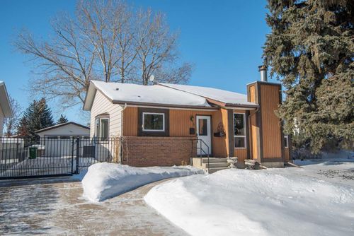 6 Chappel Dr, Red Deer, AB, T4P2R8 | Card Image