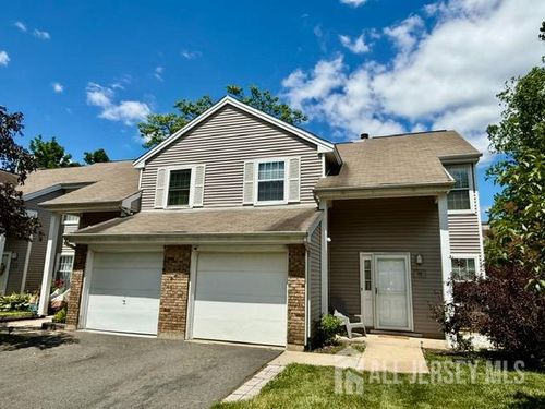 55 Renaissance Ln, New Brunswick, NJ, 08901-3177 | Card Image