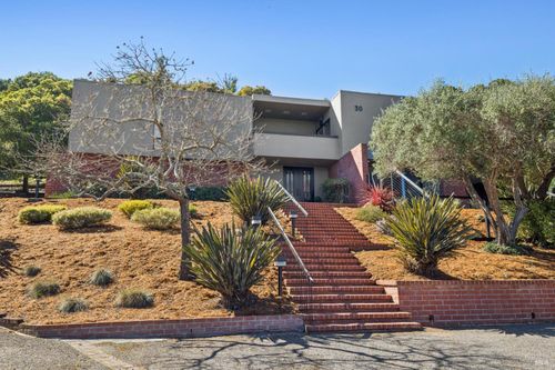 30 Chateau Place, San Rafael, CA, 94901 | Card Image