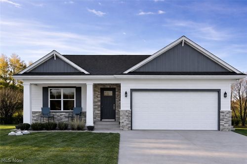 737 Fernsell Ave Sw, Strasburg, OH, 44680-9775 | Card Image