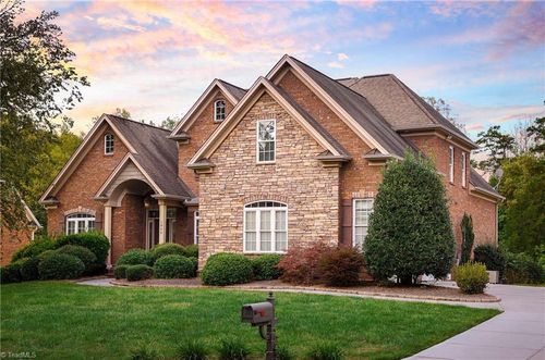 1866 Curraghmore Rd, Clemmons, NC, 27012-8851 | Card Image