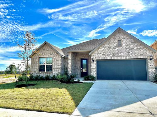 18330 Tiger Flowers Dr, Conroe, TX, 77302-1424 | Card Image