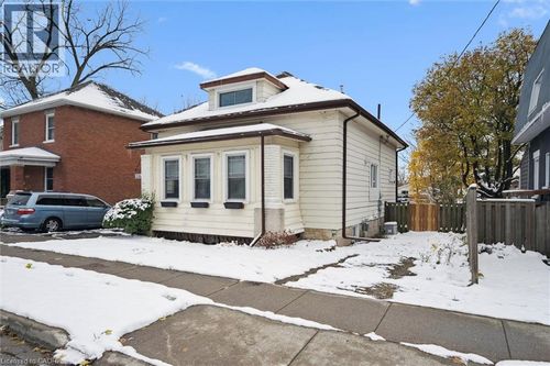 1326 Queenston Rd, Cambridge, ON, N3H3L4 | Card Image