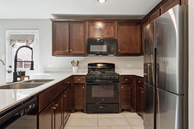 7029 Adderly Rd, House other with 3 bedrooms, 2 bathrooms and null parking in Pilot Point TX | Image 8