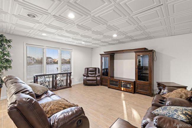 54381 Pelican Ln, House other with 4 bedrooms, 4 bathrooms and null parking in Shelby Township MI | Image 31