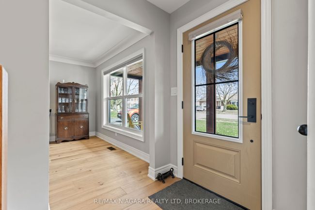 10 The Promenade, House other with 4 bedrooms, 3 bathrooms and 2 parking in Niagara on the Lake ON | Image 5