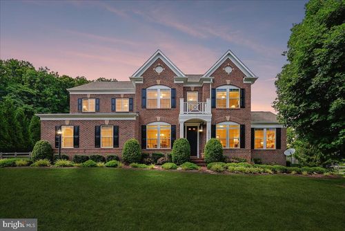 16119 Turning Leaf Ln, LEESBURG, VA, 20176-7839 | Card Image