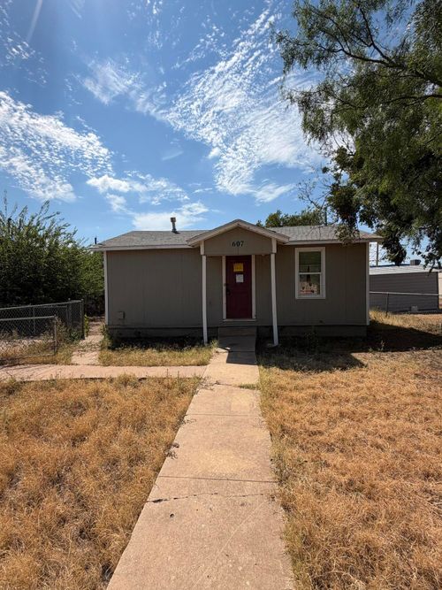 607 E 38th Street, San Angelo, TX, 76903 | Card Image