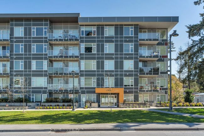 526 - 10838 Whalley Boulevard, Condo with 2 bedrooms, 2 bathrooms and 1 parking in Surrey BC | Image 1