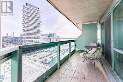 1203 - 10 Queens Quay W, Condo with 1 bedrooms, 1 bathrooms and 1 parking in Toronto ON | Image 3