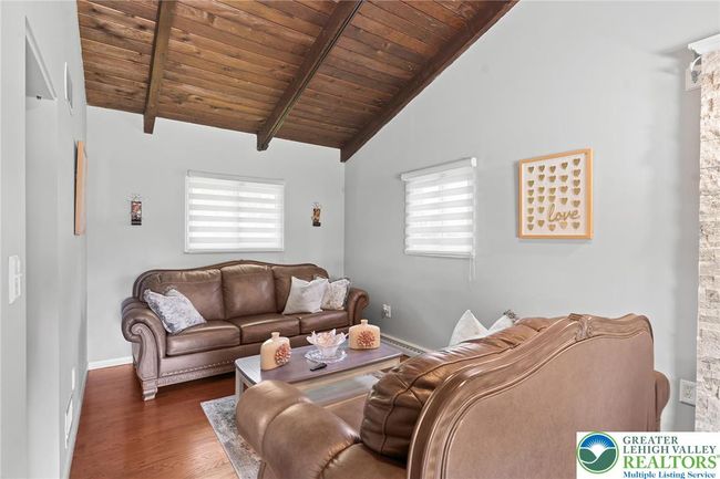 1048 N 27 Th St, House other with 4 bedrooms, 4 bathrooms and null parking in Allentown PA | Image 7