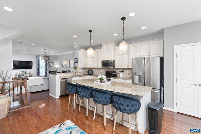 2014 Bethpage Ct, House attached with 4 bedrooms, 4 bathrooms and null parking in CHARLOTTESVILLE VA | Image 8