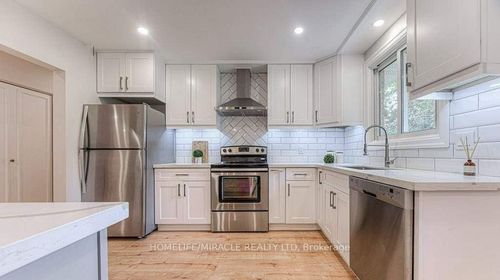 56 Cloverdale Cres, Kitchener, ON, N2M4X2 | Card Image