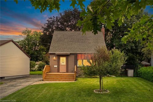 160 Lorne Cres, Kitchener, ON, N2M3Y5 | Card Image
