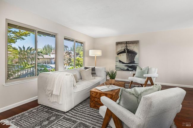 401 Arlington Circle, House other with 4 bedrooms, 3 bathrooms and 4 parking in Fairfield CA | Image 6