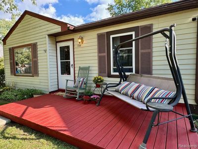 7251 Sandy Beach Drive, Home with 2 bedrooms, 1 bathrooms and null parking in Waterford Twp MI | Image 1