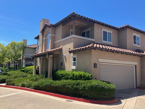 6180 Citracado Cir, Carlsbad, CA, 92009-2284 | Card Image