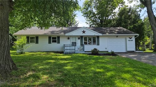 4246 Aurora, Clay, NY, 13090 | Card Image