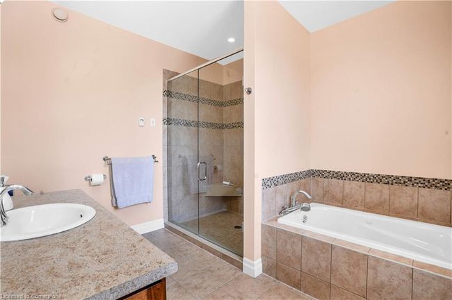 119 Gerber Meadows Dr, House other with 2 bedrooms, 3 bathrooms and 4 parking in Wellesley ON | Image 17