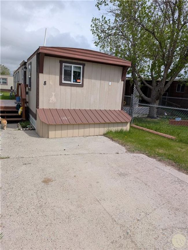 TRAILOR-8 - 1600 W 3 Rd. St. W., House other with 2 bedrooms, 1 bathrooms and null parking in Roundup MT | Image 4