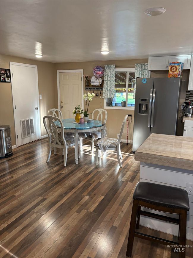 805 W Avenue H, House other with 3 bedrooms, 2 bathrooms and 2 parking in Jerome ID | Image 18