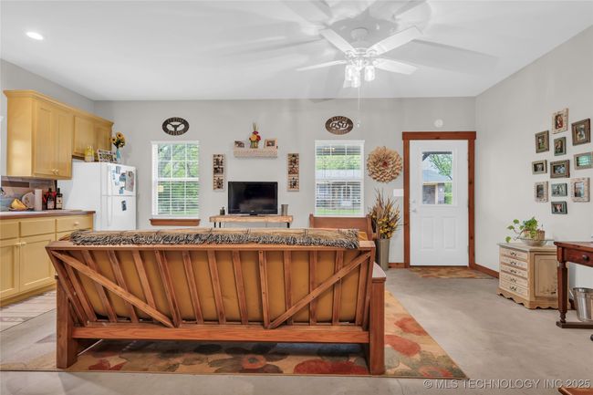 2324 N Plainview Rd, House other with 4 bedrooms, 3 bathrooms and null parking in Ardmore OK | Image 27