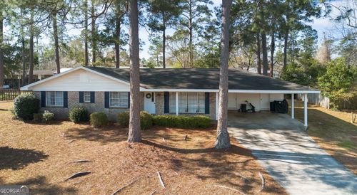 210 S Parkway Dr, Sylvania, GA, 30467-2142 | Card Image