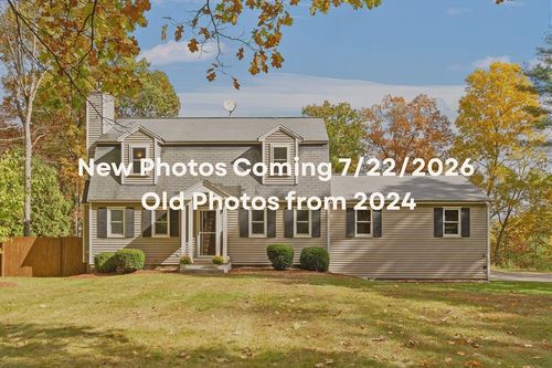 111 Lawton Rd, Shirley, MA, 01464-2817 | Card Image