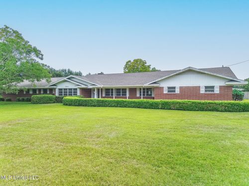 501 Old Savannah Dr, Long Beach, MS, 39560-9603 | Card Image