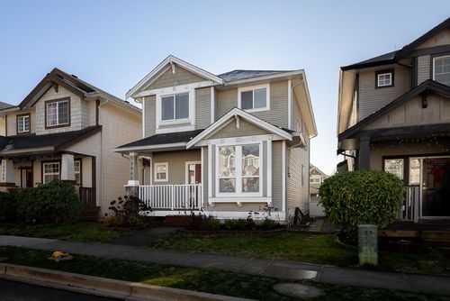 18940 72 Ave, Surrey, BC, V4N5M8 | Card Image