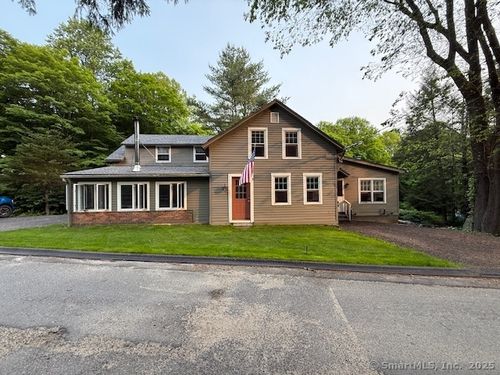60 Pomperaug Rd, Woodbury, CT, 06798-3713 | Card Image