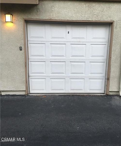 107-688 Indian Oak Ln, Oak Park, CA, 91377-5664 | Card Image