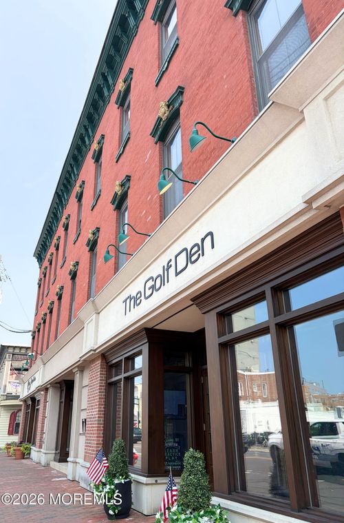 303-8 E Front St, Red Bank, NJ, 07701-1884 | Card Image