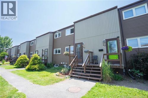 46 Somerset Pk, Saint John, NB, E2K2R8 | Card Image