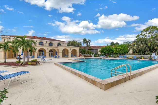 APT-31B - 6101 34 Th St W, Condo with 2 bedrooms, 2 bathrooms and null parking in BRADENTON FL | Image 39