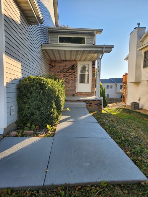 1204 Henry St, Normal, IL, 61761-5411 | Card Image