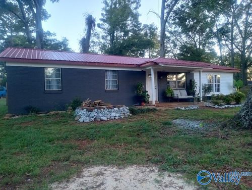 295 Trojan Dr, Hazel Green, AL, 35750-9652 | Card Image