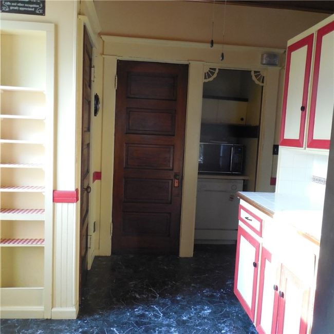 409 E Wallace Ave, House other with 5 bedrooms, 2 bathrooms and 2 parking in New Castle PA | Image 20
