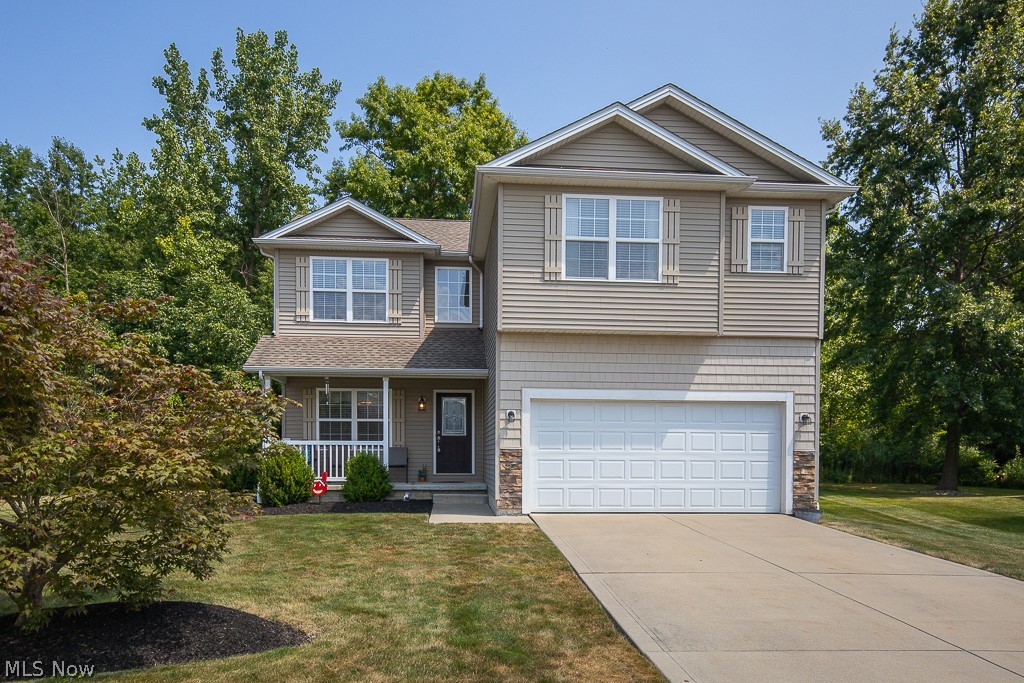 Searay Cv, Painesville, OH 44077