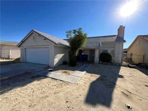 13322 El Rio Ln, Desert Hot Springs, CA, 92240-5553 | Card Image