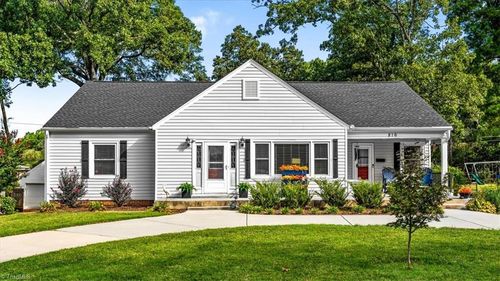 816 Ferndale Blvd, High Point, NC, 27262-4714 | Card Image