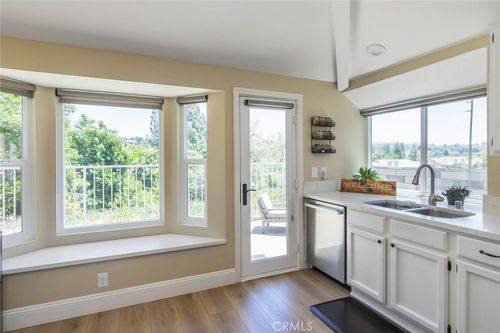 202-22914 Banyan Pl, Santa Clarita, CA, 91390 | Card Image