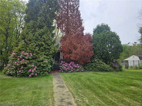 4070 Broadway, Lorain, OH, 44052-5436 | Card Image