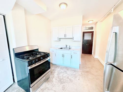 fl-3a-77 Bank St, Waterbury, CT, 06702-2209 | Card Image