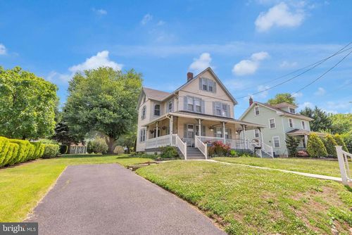 310 E 3rd St, MOORESTOWN, NJ, 08057-2918 | Card Image
