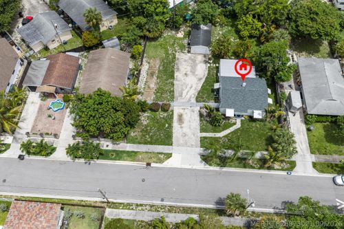 1007 Charles St, West Palm Beach, FL, 33401-7531 | Card Image