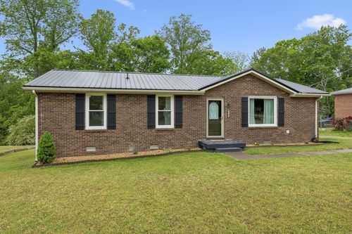 3908 Cedar St, Centerville, TN, 37033-5937 | Card Image